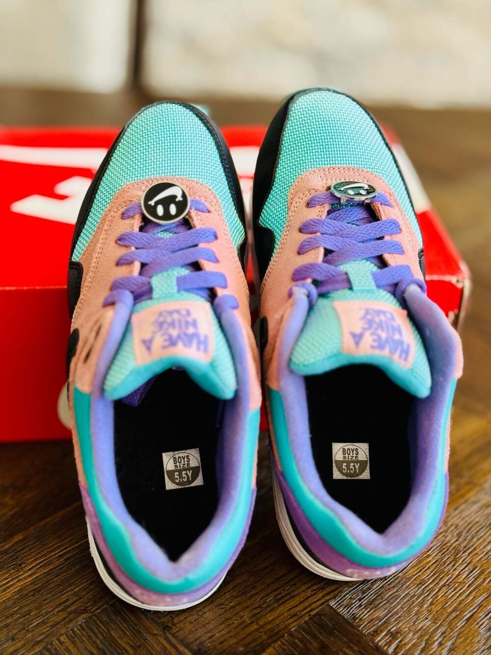 Nike Air Max 1 GS 'Have A Nike Day' Sneakers (AT8131-001) 5.5Y / 7 women used - Picture 3 of 7